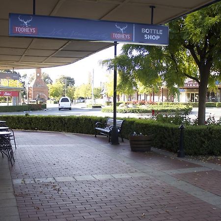 Court House Hotel Boorowa Eksteriør bilde