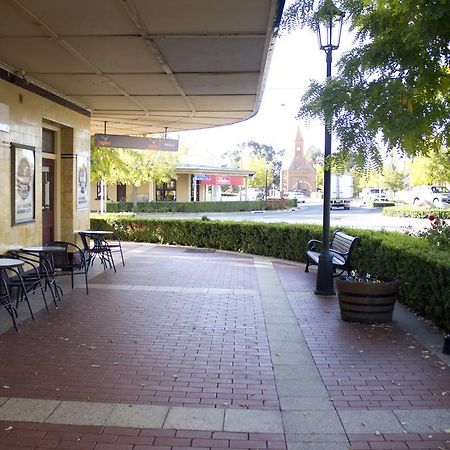 Court House Hotel Boorowa Eksteriør bilde
