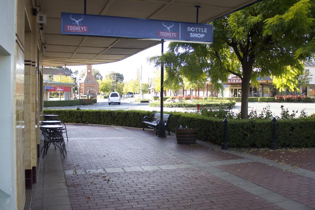 Court House Hotel Boorowa Eksteriør bilde