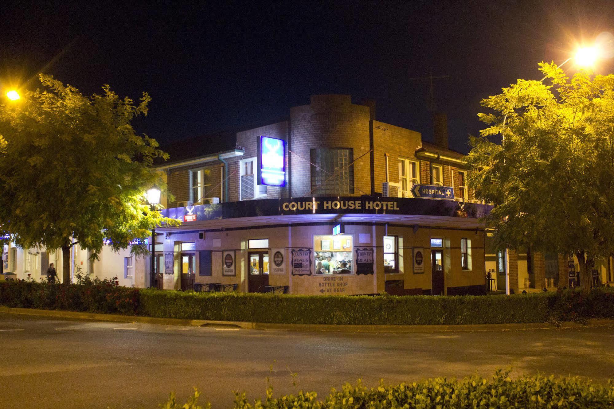 Court House Hotel Boorowa Eksteriør bilde
